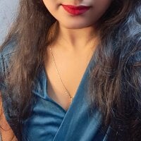 Hot_desicouple69