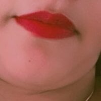KISSING_QUEEN