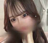 Adult webcam host LOVE_MIREI_LOVE at Stripchat