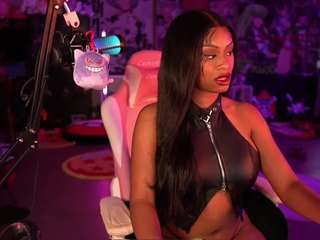 Adult webcam host lovenzia at   Camsoda