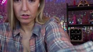 Adult webcam host lucyallen4201 at   Camsoda