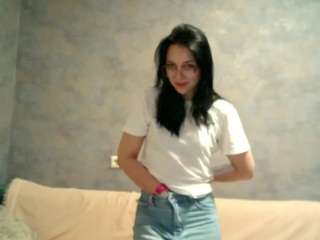 Adult webcam host marylouisehurwitz at   Camsoda