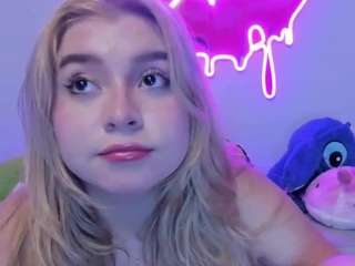 Adult webcam host sofiajross at   Camsoda