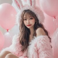 Adult webcam host Yuzuha_chan at Stripchat