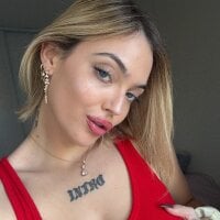 Adult webcam host zoeypink at Stripchat