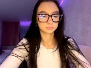 emmaflores — Camsoda