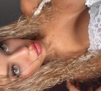 Live nude cam model AlyssaHottv_ on Stripchat