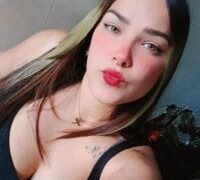 Live nude cam model camiysebas21 on Stripchat
