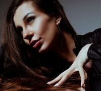 Live nude cam model Crystallana on Stripchat