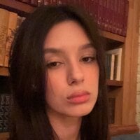 Live nude cam model DemetraSadahiro on Stripchat