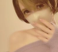 Live nude cam model Emilia0606 on Stripchat