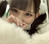 Live nude cam model Hina-qp on Stripchat