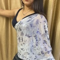 Live nude cam model Indian_Anu on Stripchat