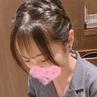 Live nude cam model riseshu on Stripchat