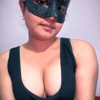 Live nude cam model TeluguIshu_teen20 on Stripchat