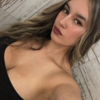 Live nude cam model tetutamy on Stripchat