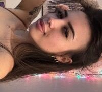 Live nude cam model Tiny-Mimi on Stripchat