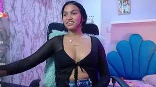 Live nude cam model valeria-martinez19 on Camsoda