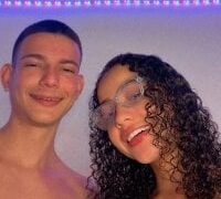 Live nude cam model young_liza on Stripchat