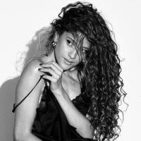 Live nude cam model alana15 on Stripchat