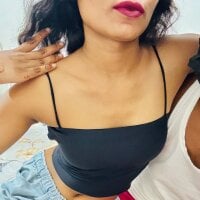 Live nude cam model Naughty_Taniya on Stripchat