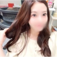 Live nude cam model oxo_yuna_oxo on Stripchat