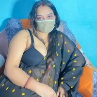 Live nude cam model queen_babydoll on Stripchat