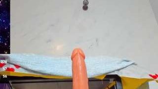 Live nude cam model yummyass4u on Camsoda