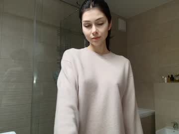 Milla_bella — Adult Webcam on Chaturbate Adult webcam host milla_bella at Chaturbate