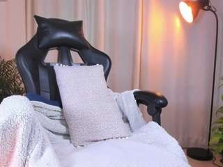 Adult webcam host anastaxialynn at   Camsoda