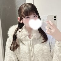 Adult webcam host shina_mo_n_ch at Stripchat