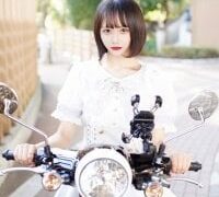 Live nude cam model Mahocha1 on Stripchat