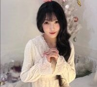 Live nude cam model Yaya–728 on Stripchat