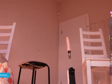 Miablueye — Live Nude Cam on Chaturbate — Chaturbate