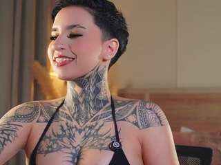 Adult webcam host alicee-love at   Camsoda