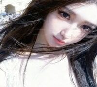 Adult webcam host Hahaha_ha2 at Stripchat