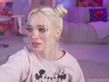 Bunnydollstella — Nude Cam Girl on Chaturbate Adult webcam host bunnydollstella at Chaturbate