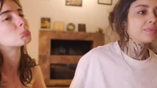 Janne_maybe — Live Nude Cam on Chaturbate — Chaturbate