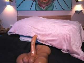 Live nude cam model andrelovepornubstar on Camsoda