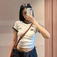 Live nude cam model Miu1_girl on Stripchat