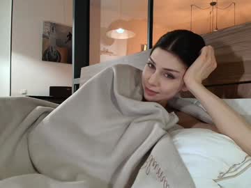 Milla_bella — Adult Webcam on Chaturbate Adult webcam host milla_bella at Chaturbate