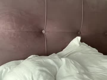 Angel_isia — XXX Stream on Chaturbate Adult webcam host angel_isia at Chaturbate