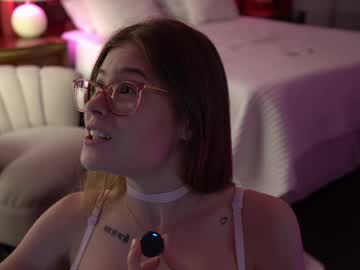 Chloewildd — Nude Cam Girl on Chaturbate Live nude cam model chloewildd on Chaturbate