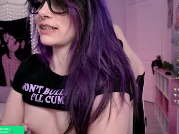 Crimsonkitten — Nude Cam Girl on Chaturbate Live nude cam model crimsonkitten on Chaturbate