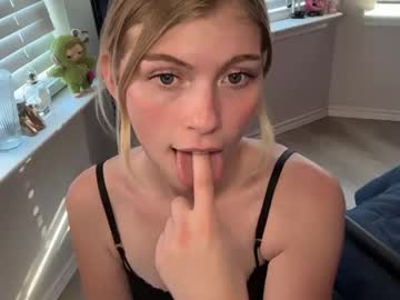 Elliee81 — Adult Webcam on Chaturbate — Chaturbate