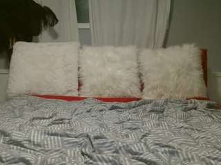 Live nude cam model realdiamonddoll on Camsoda