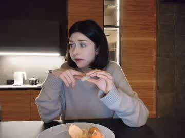 Milla_bella — Live Nude Cam on Chaturbate Adult webcam host milla_bella at Chaturbate