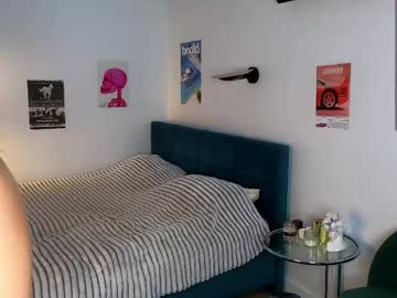 Smoothnesss — XXX Stream on Chaturbate Adult webcam host smoothnesss at Chaturbate