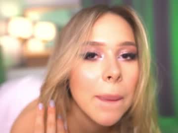 Telladreamer_ — Private Show on Chaturbate Live nude cam model telladreamer_ on Chaturbate