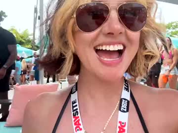 Vanandjuani — Private Show on Chaturbate Live nude cam model vanandjuani on Chaturbate